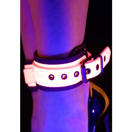 TABOOM ANKLE CUFFS image 2