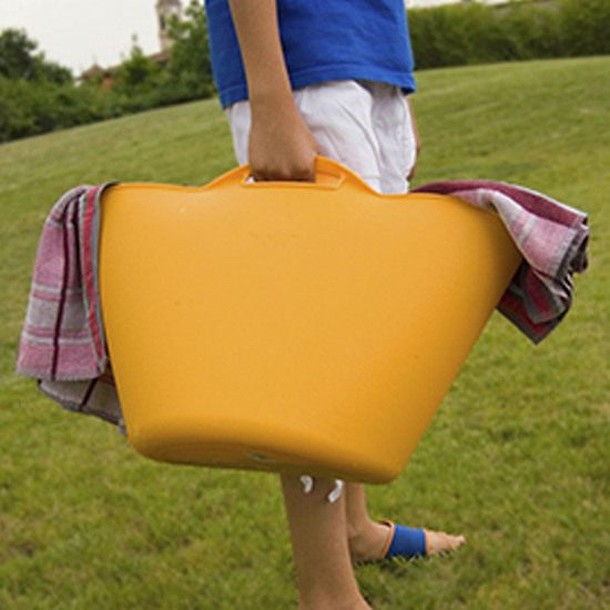 BOLSA PARA MÚLTIPLES USOS, EN MATERIAL PLÁSTICO FLEXIBLE, DE COLOR AZUL Ø SUP. 385 MM. INF. 280 H 300/340 MM. image 3
