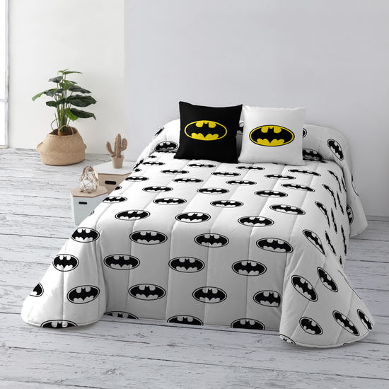 BOUTI 100 GR MODELO BATMAN BASIC PARA CAMA DE 90 (190X270CM.) image 0