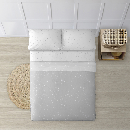 JUEGO DE SÁBANAS CON ALMOHADA Y BAJERA ESTAMPADAS 100% ALGODÓN MODELO CONSTELACIONES PARA CAMA DE 90. image 0