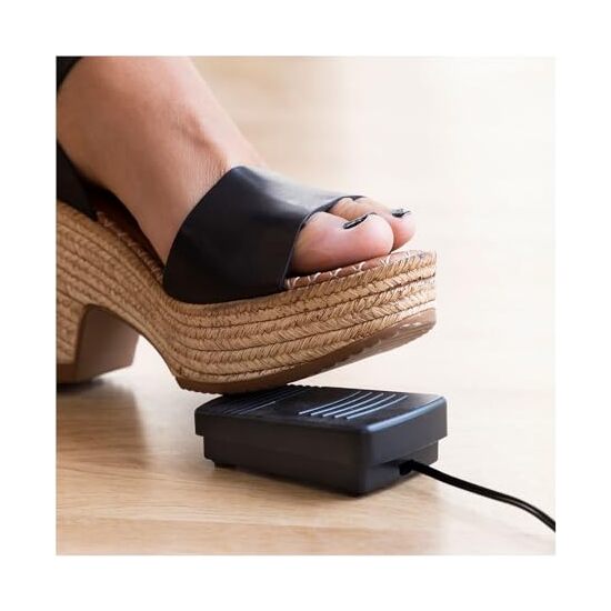 MINI MÁQUINA DE COSER PORTÁTIL CON LED, CORTAHÍLOS Y ACCESORIOS SEWNY INNOVAGOODS image 2