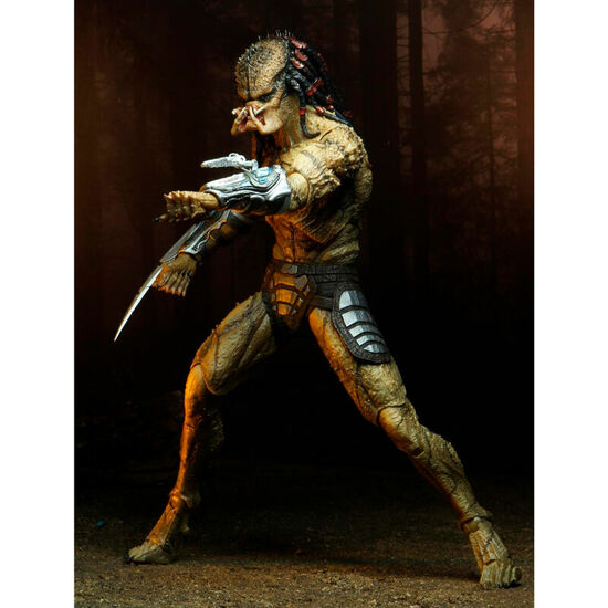 FIGURA DELUXE ULTIMATE ASSASSIN PREDATOR UNARMORED PREDATOR 2018 28CM image 0