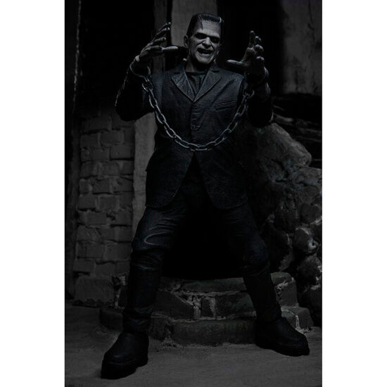 FIGURA ULTIMATE FRANKENSTEIN MONSTER BLACK AND WHITE UNIVERSAL MONSTERS 18CM image 3