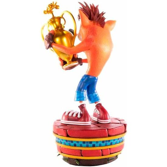 ESTATUA CRASH WINNER CRASH TEAM RACING NITRO-FUELED 46CM image 4