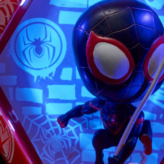 FIGURA LED WOW! POD MILES MORALES MARVEL image 4