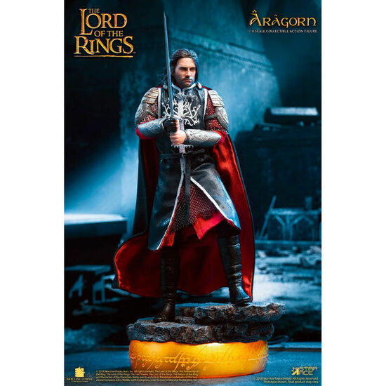 FIGURA REAL MASTER ARAGORN DELUXE VERSION EL SEÑOR DE LOS ANILLOS 23CM image 0