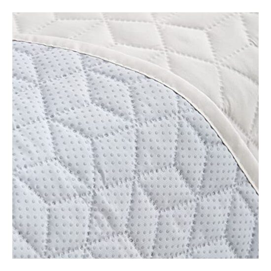 MAXIFUNDAS-CUBRE SOFÁ ACOLCHADO RELAX 2 PLAZAS SLAM, GRIS. SALVASOFÁ REPELENTE A LÍQUIDOS Y CON REVERSO ANTIDESLIZANTE. image 3