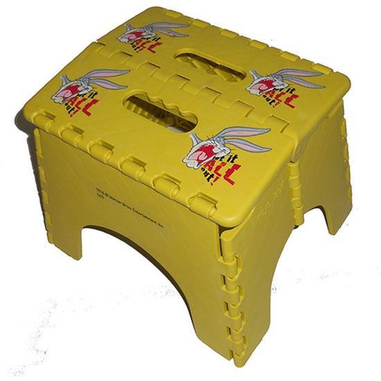 TABURETE PLEGABLE LOONEY TUNES AMARILLO 28,5X25,5X21 CM image 0