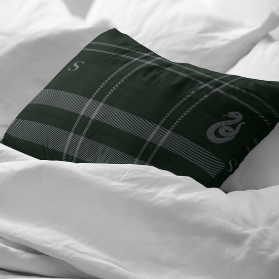 FUNDA DE ALMOHADA 100% ALGODÓN MODELO SLYTHERIN CUADRO DE 50X80CM. image 1