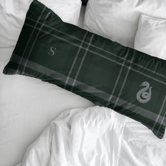 FUNDA DE ALMOHADA 100% ALGODÓN MODELO SLYTHERIN CUADRO DE 105 CM. image 1