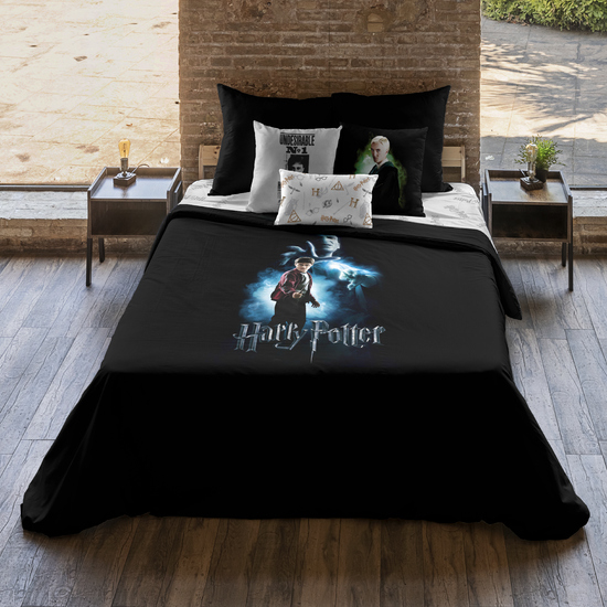 FUNDA NÓRDICA MICROSATÉN MODELO HARRY POTTER VS VOLDEMORT PARA CAMA DE 90 ( 155X220 CM.) image 1