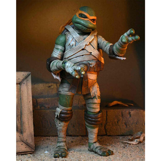 FIGURA ULTIMATE MICHELANGELO AS THE MUMMY LAS TORTUGAS NINJA 18CM image 1