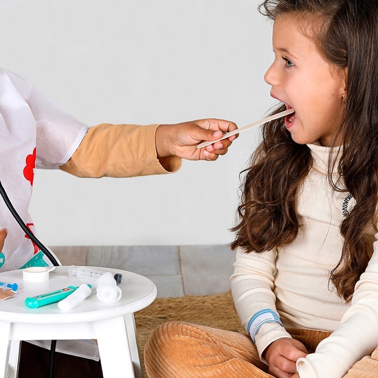 SES PETITS PRETENDERS MEGA SET DISFRAZ DOCTOR CON BATA Y ACCESORIOS image 5