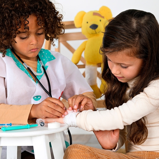 SES PETITS PRETENDERS MEGA SET DISFRAZ DOCTOR CON BATA Y ACCESORIOS image 6