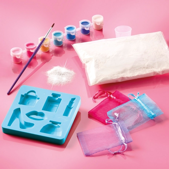 KIT CREATIVO 3 EN 1: UÑAS, PULSERAS Y FIGURAS ESCAYOLA image 3