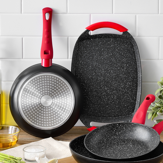 SET DE 3 UTENSILIOS DE COCINA + PLANCHA DE ALUMINIO FORJADO image 8