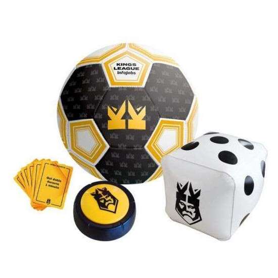 JUEGO KINGS LEAGUE OFICIAL, MARCA EL MÁXIMO DE GOLES LLEVANDO LA PELOTA HACÍA LA PORTERIA CONTRARIA image 2