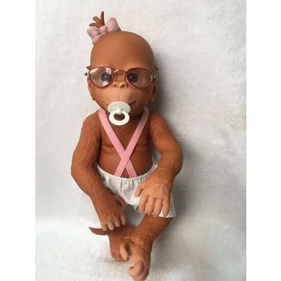 MUÑECO CHIMPANCÉ BEBÉ CON GAFAS, CHUPETE Y VESTIDO 29 CM - MODELOS SURTIDOS image 1