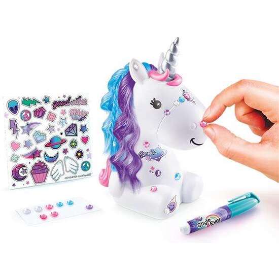 DECORA TU UNICORNIO CÓSMICO 22 CM, INCLUYE 30 PEGATINAS Y GEMAS, CON SUAVE LUZ MULTICOLOR image 4