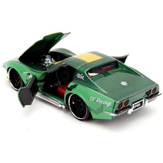 COCHE STREET FIGHTER II CAMMY 1969 CHEVROLET CORVETTE ESCALA 1:24. INCLUYE FIGURA image 2