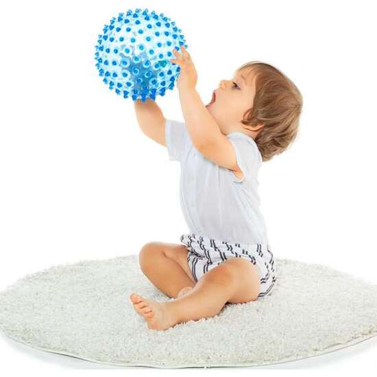 BOLA SENSORIAL 20 CM AZUL. CON COLORES Y TEXTURA SUAVE PARA LA DIVERSIÓN Y APRENDIZAJE DE LOS BEBES. image 4