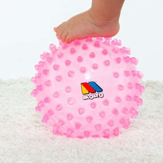 BOLA SENSORIAL 20 CM ROSA. CON COLORES Y TEXTURA SUAVE PARA LA DIVERSIÓN Y APRENDIZAJE DE LOS BEBES. image 1