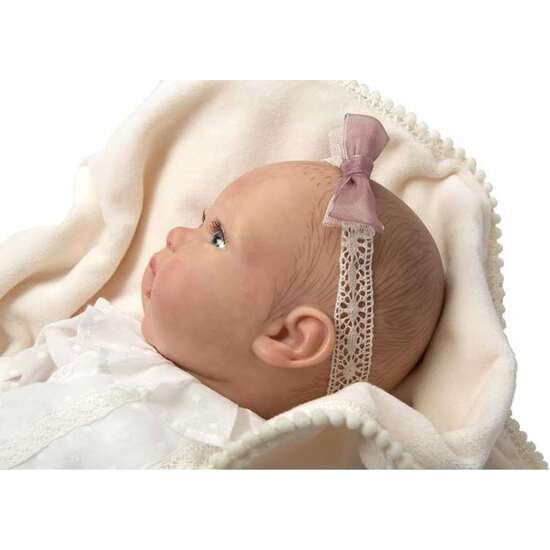 MUÑECA REBORN ARIAS 45 CM DELIA C/MANTA C/PELO DECORADO image 1