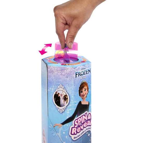 MUÑECA FROZEN ANNA SPIN AND REVEAL.INCLUYE 11 SORPRESAS 5 ACCESORIOS Y 5 PEGATINAS CON UNA ESCENA DE JUEGO INSPIRADA EN LA PELICULA. image 2