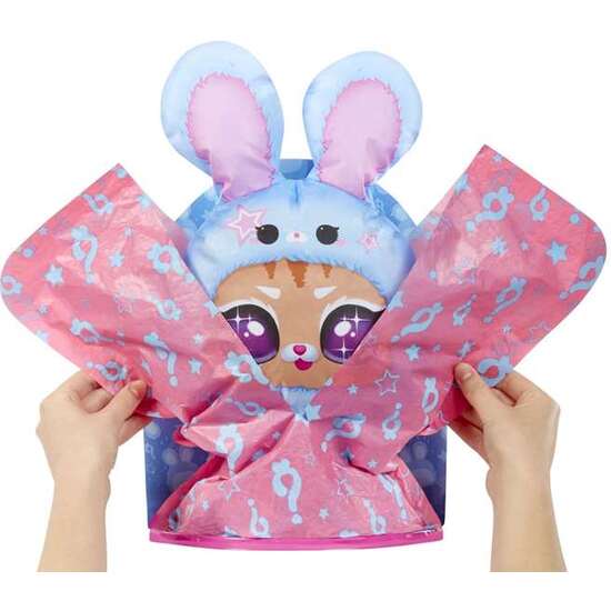 MUÑECA L.O.L. SURPRISE TWEENS COSTUME SURPRISE AYA CHERRY.INCLUYE UNA MASCOTA Y NUEVOS ESTILOS Y ACCESORIOS DE MODA.30X10X25 CM image 2