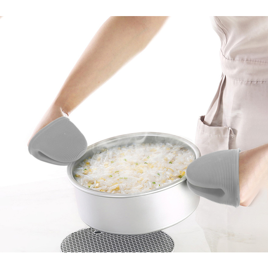 # -96- MANOPLA COCINA SILICONA QUTTIN image 1