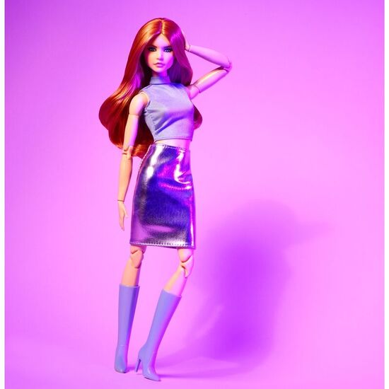 MUÑECA PELIRROJA SIGNATURE BARBIE image 2