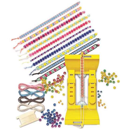 TALLER DE CREAR PULSERAS ENCANTADAS image 1