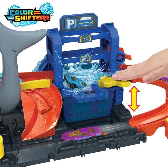 TUNEL DE LAVADO CON TIBURÓN HOT WHEELS CITY image 3