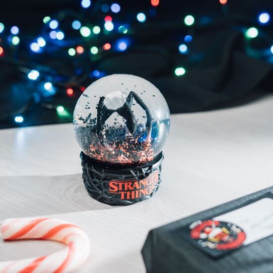 BOLA DE NIEVE STRANGER THINGS image 3