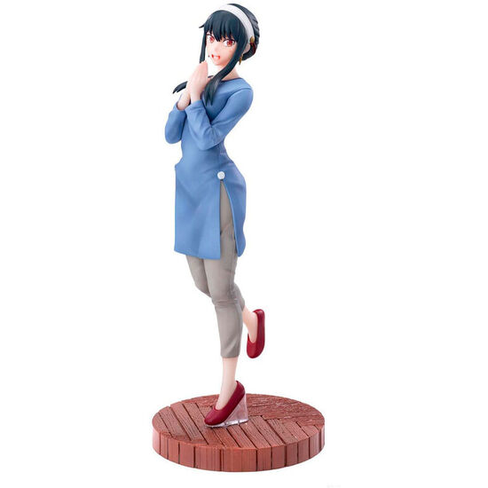 FIGURA LUMINASTA YOR FORGER SEASON 1 COURS 2 ED COORDINATION SPY X FAMILY 15CM image 0