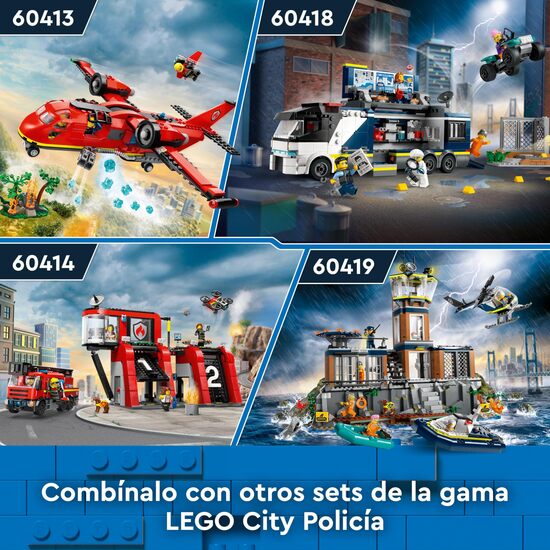POLICE MOBILE CRIME LAB TRUCK LEGO image 7