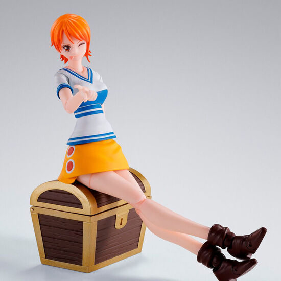 FIGURA S.H FIGUARTS NAMI ROMANCE DAWN ONE PIECE 14CM image 2