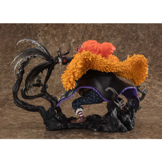 FIGURA FIGUARTS ZERO MARSHALL D TEACH KUROUZU SUPER FIERCE BATTLE ONE PIECE 24CM image 2