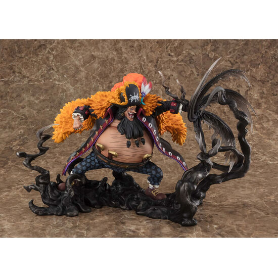 FIGURA FIGUARTS ZERO MARSHALL D TEACH KUROUZU SUPER FIERCE BATTLE ONE PIECE 24CM image 3