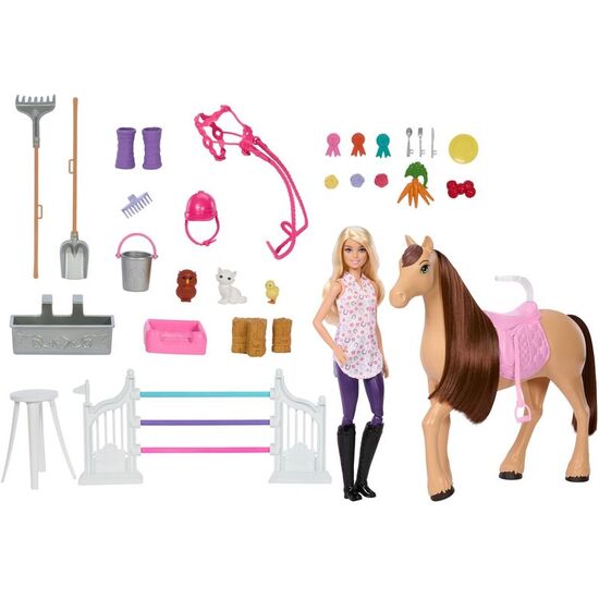 MUÃ±ECA BARBIE CON CABALLO Y ESTABLO BARBIE image 1