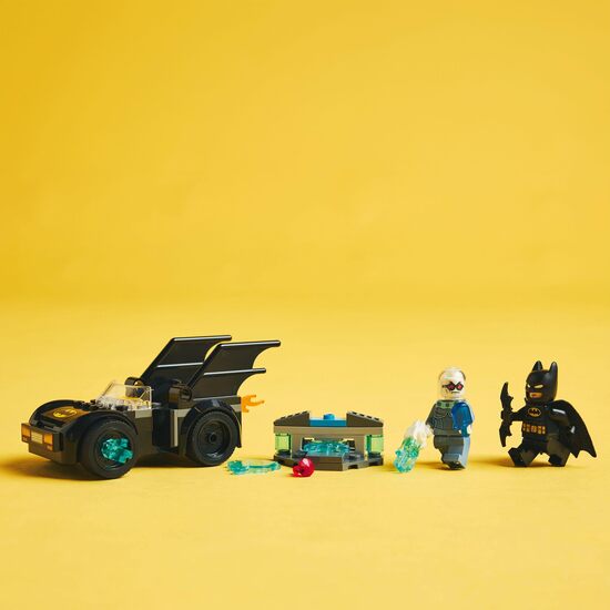 BATMAN Y BATMOVIL VS MR.FREEZE image 5