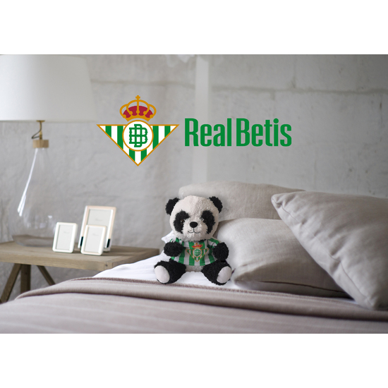 BETIS BALOMPIÉ PELUCHE PANDA 20CM CON CAMISETA image 4