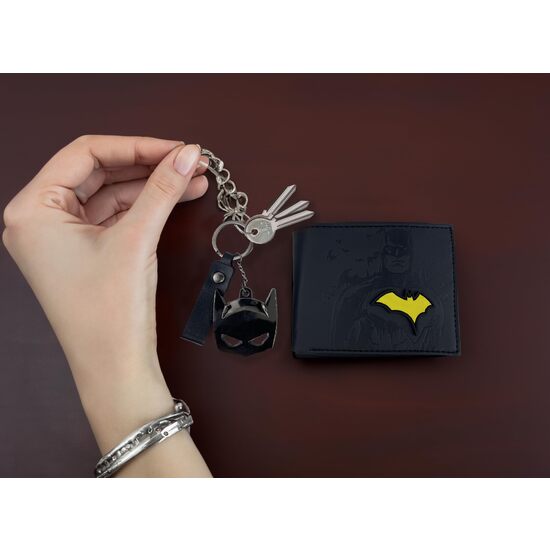 BATMAN SET DE CARTERA Y LLAVERO PREMIUM EN CAJA image 2