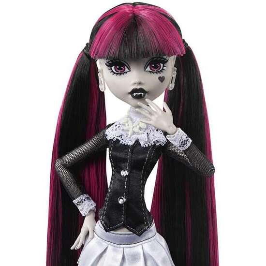 MUÑECA MONSTER HIGH REEL DRAMA DRACULAURA EN BLANCO Y NEGRO. image 1