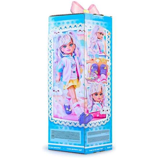 MUÑECA NANCY CHARMS IN STYLE 42 CM. INCLUYEN UNOS ZUECOS QUE PUEDEN PERSONALIZARSE CON VARIEDAD DE CHARMS. image 2