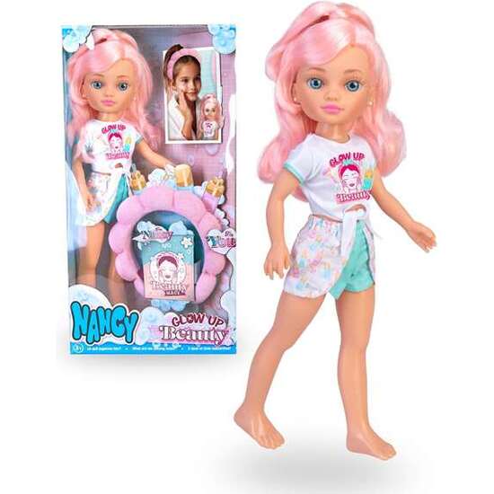 MUÑECA NANCY GLOW UP BEAUTY PACK 42 CM. VISTE UN OUTFIT SÚPER CÓMODO IDEAL PARA SU RITUAL DE CUIDADO. image 0