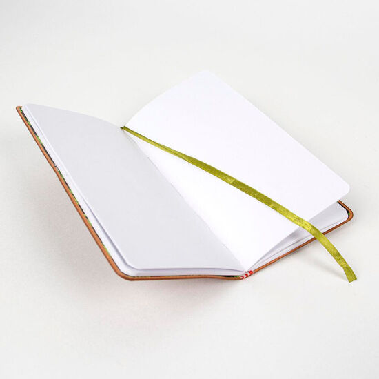 CUADERNO GROOT GUARDIANES DE LA GALAXIA MARVEL image 2