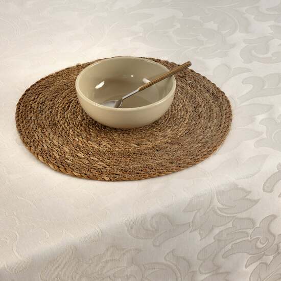 MANTEL ANTIMANCHAS JACQUARD MODELO ACACIA 3233 CRUDO 250X160 CM image 1