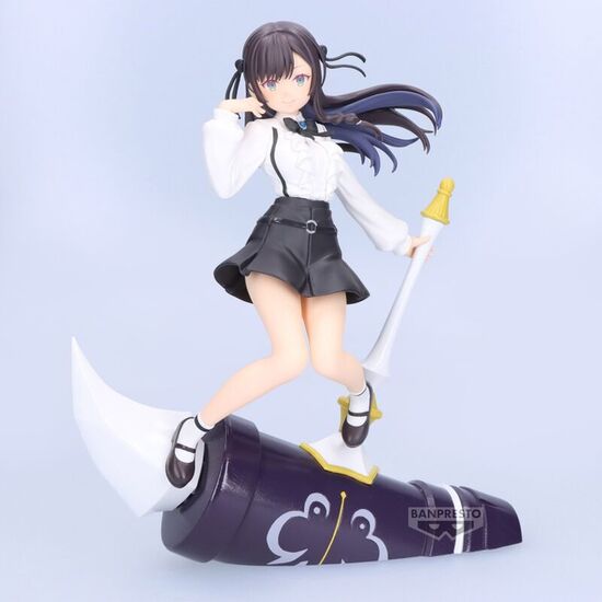 FIGURA OUT ON TIME ALINA CLOVER I MAY BE A GUILD RECEPTIONIST BUT ILL SOLO ANY BOSS TO CLOCK 18CM image 0