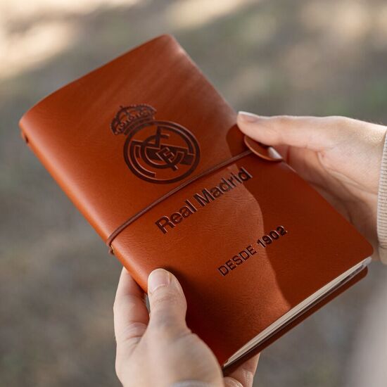 CUADERNO DE VIAJE REAL MADRID image 3